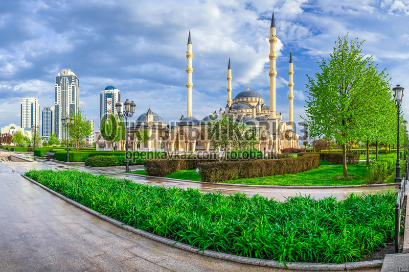 Город назвали грозным. Мечеть «сердце Чечни», г. Грозный, Республика Чечня. М. Мечети города Грозный Чеченская Республика. Грозный 2023 парк. Мечеть сердце Чечни в Грозном.